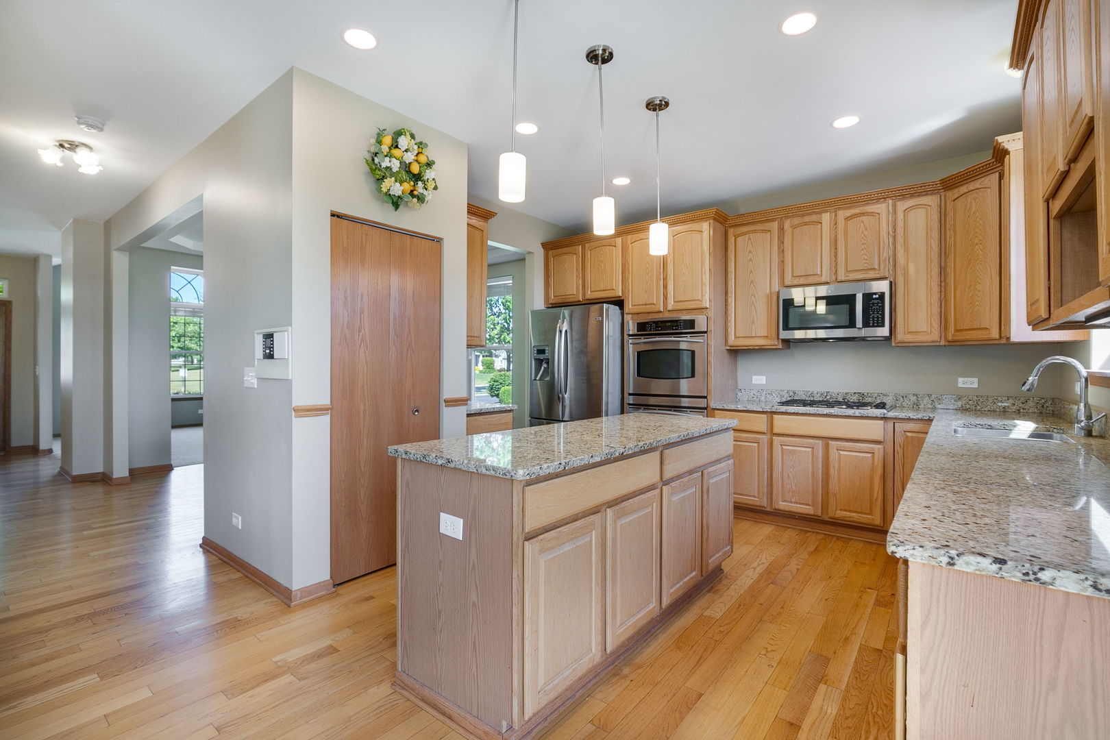 property viewer photo 4