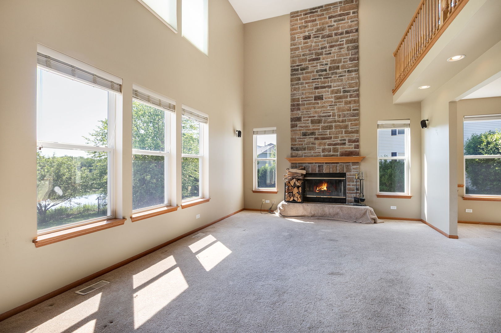 property viewer photo 8
