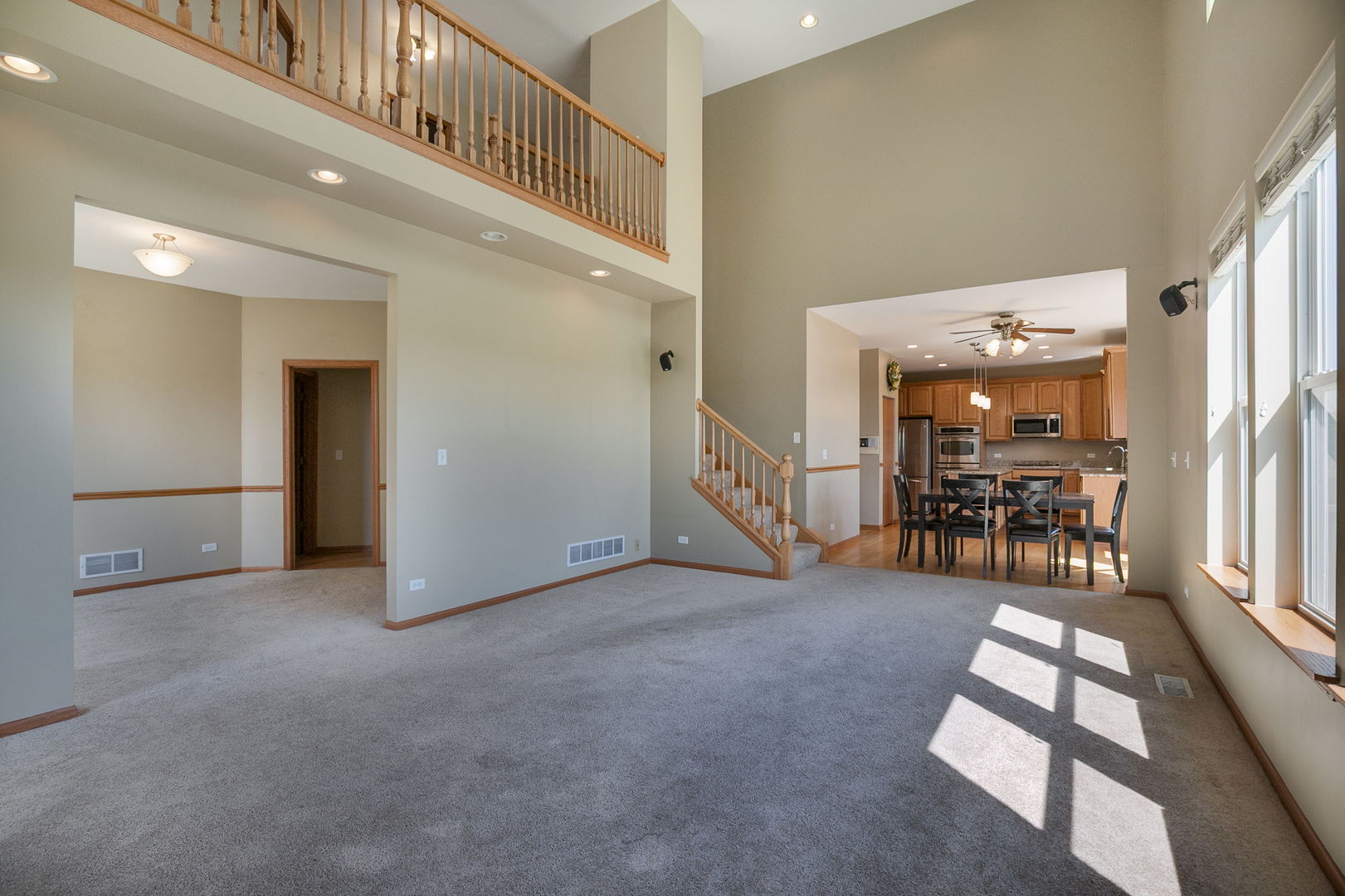 property viewer photo 9