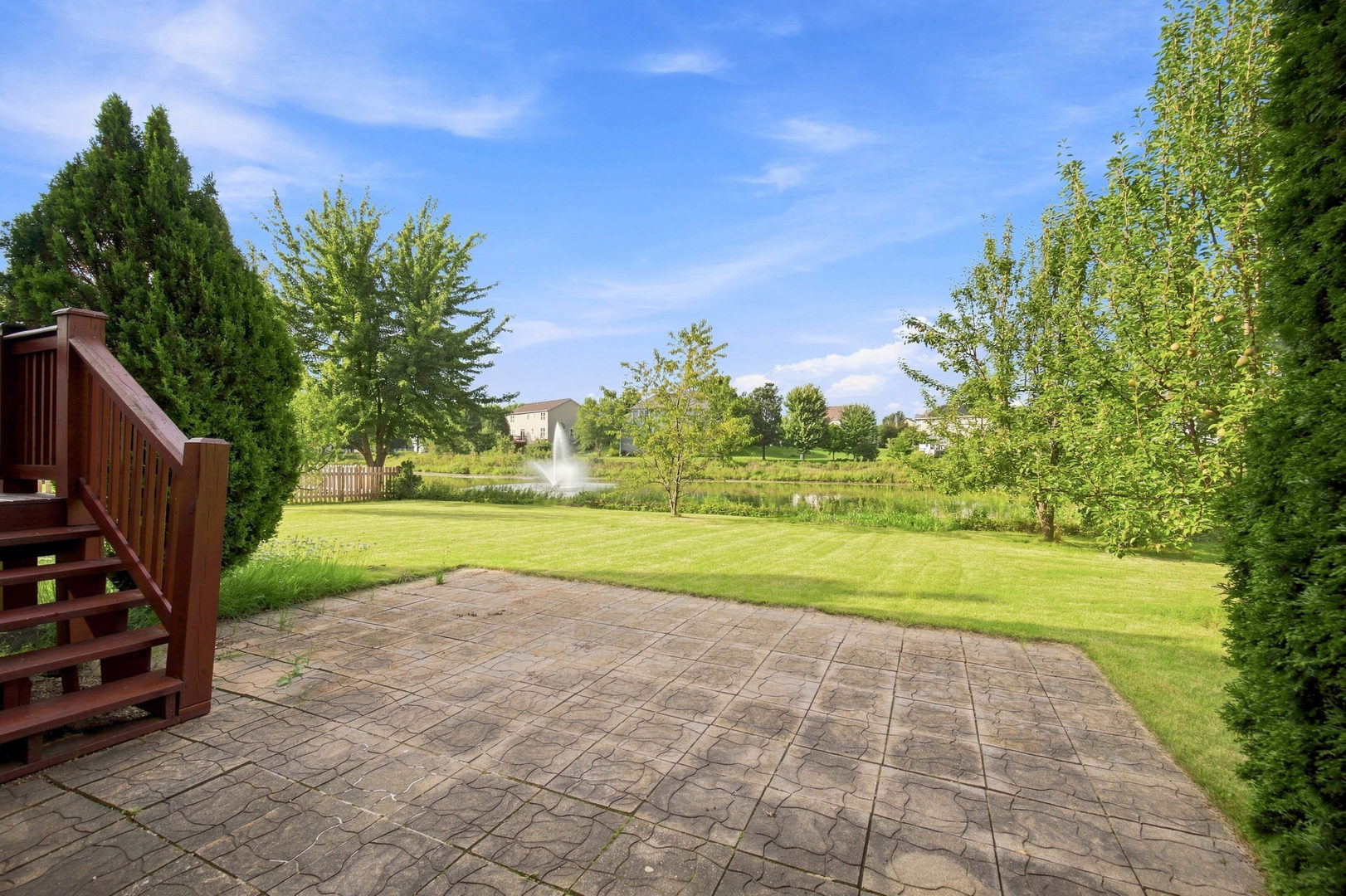 main property photo 32