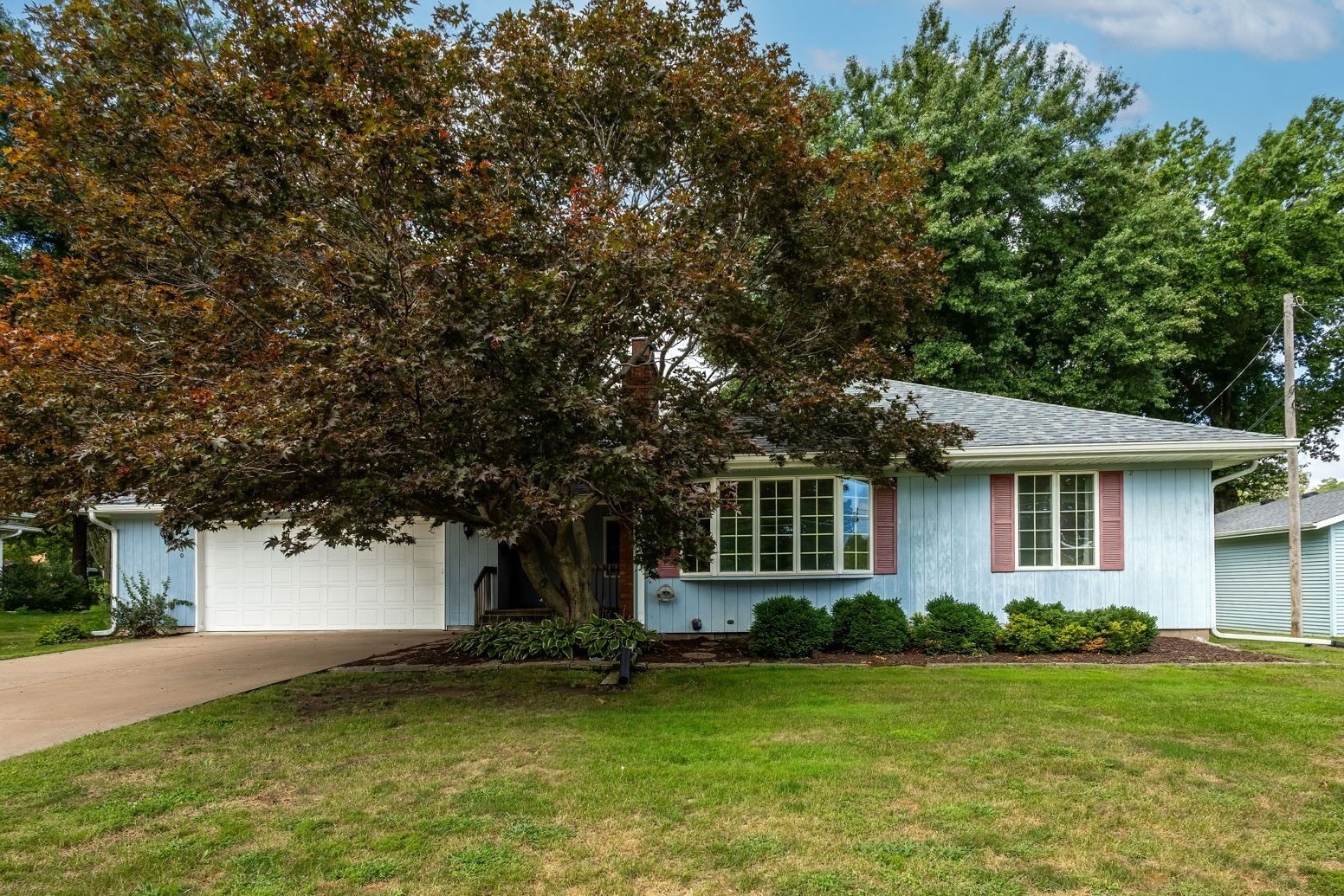 property viewer photo 1