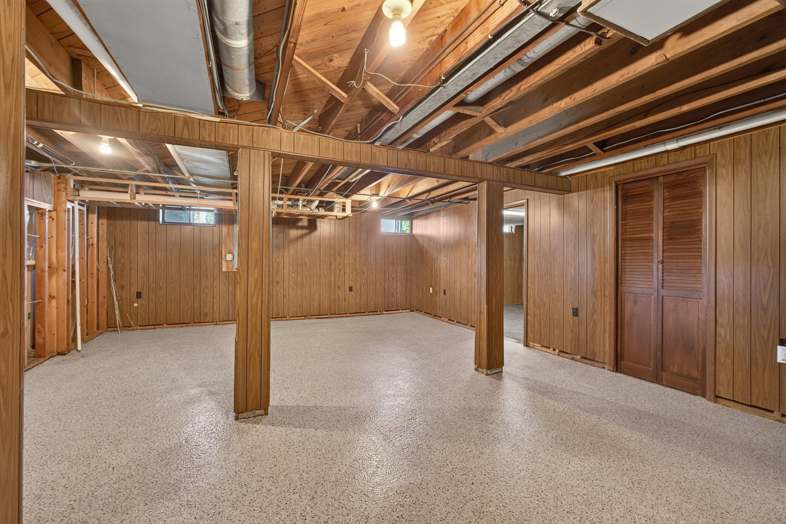 property viewer photo 36