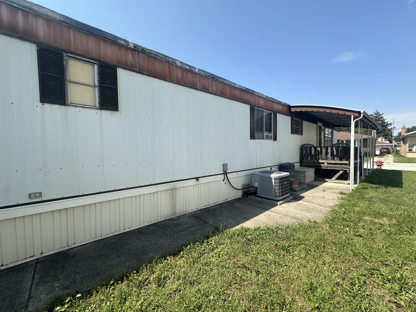 main property photo 12