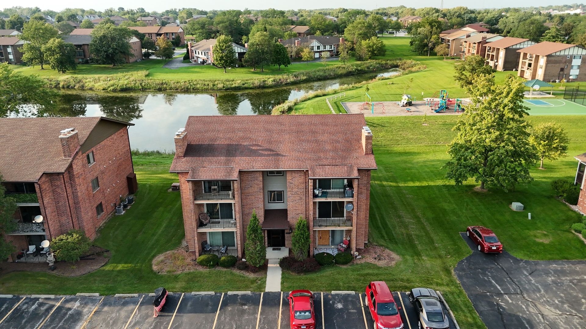 main property photo 4