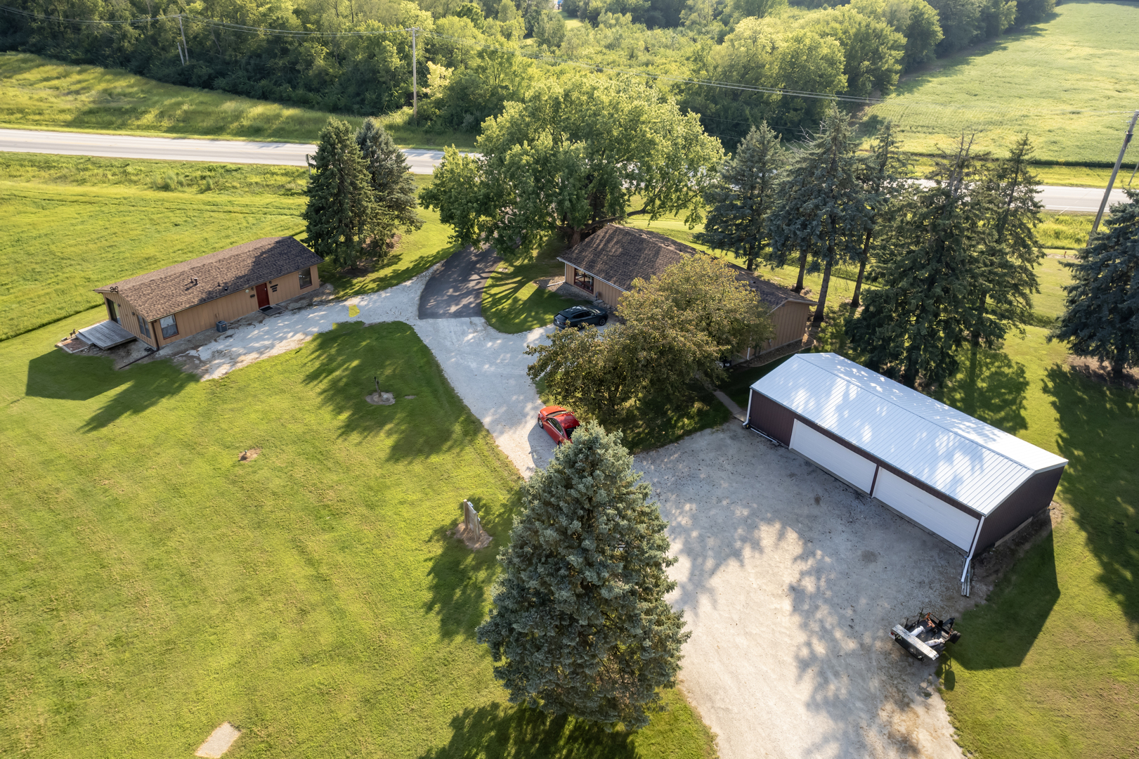 main property photo 4