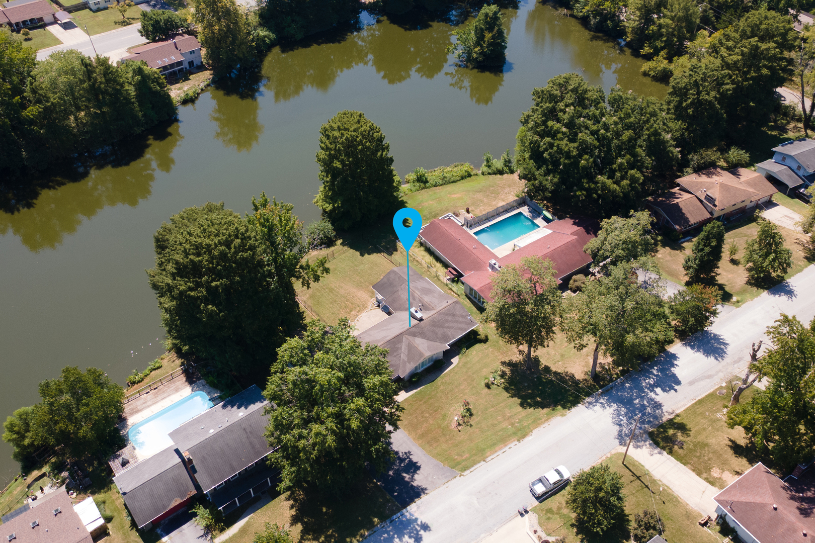main property photo 35