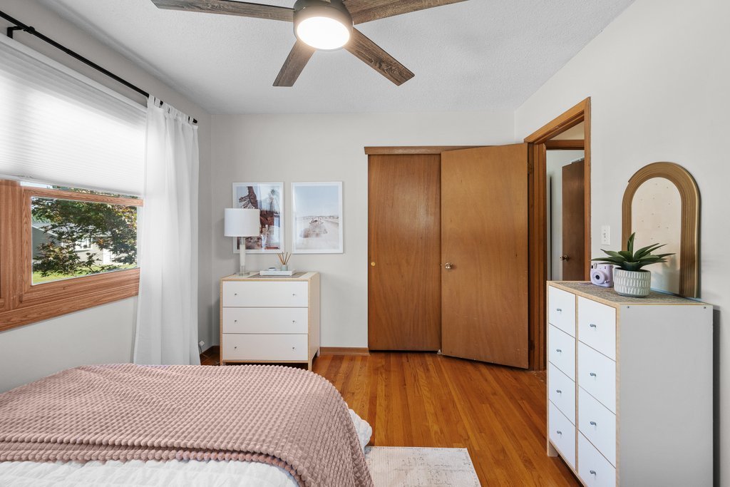 property viewer photo 21
