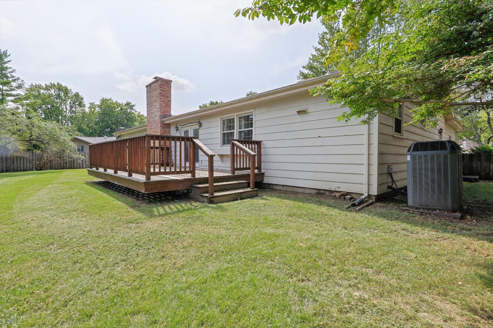 main property photo 30