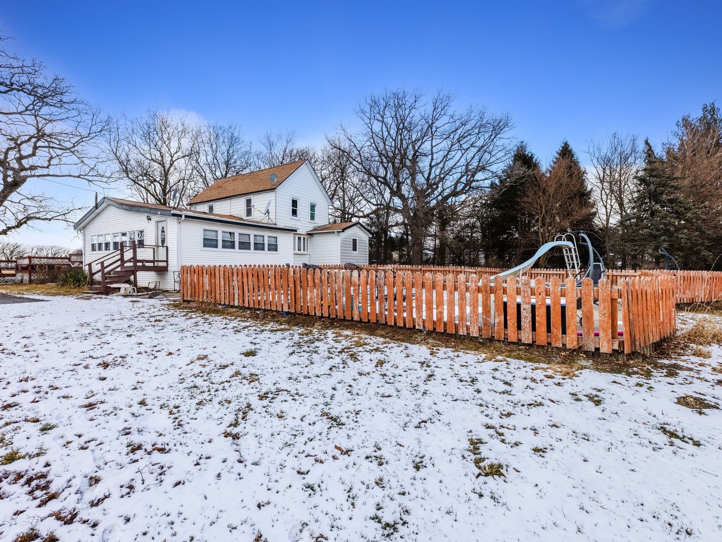 main property photo 12