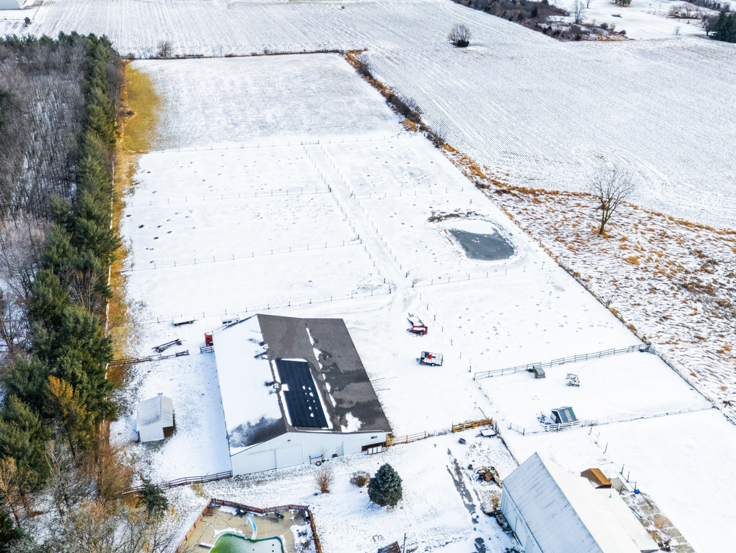 main property photo 45