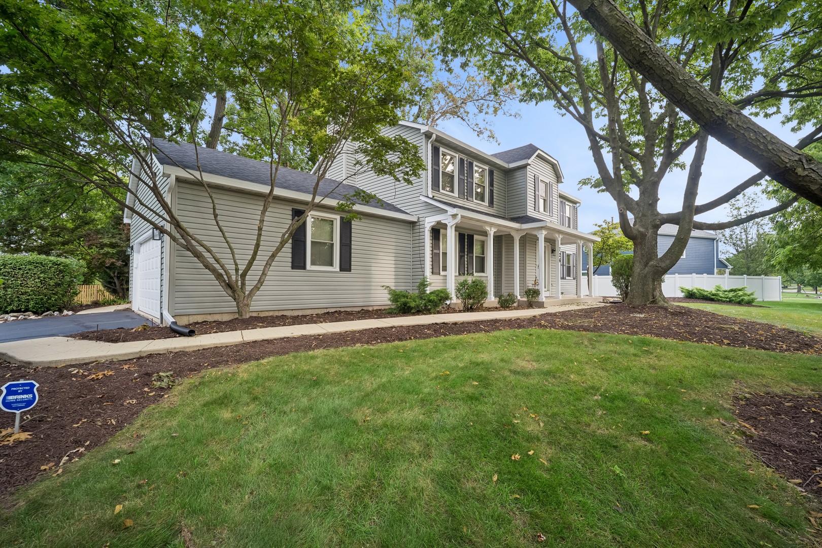 main property photo 3