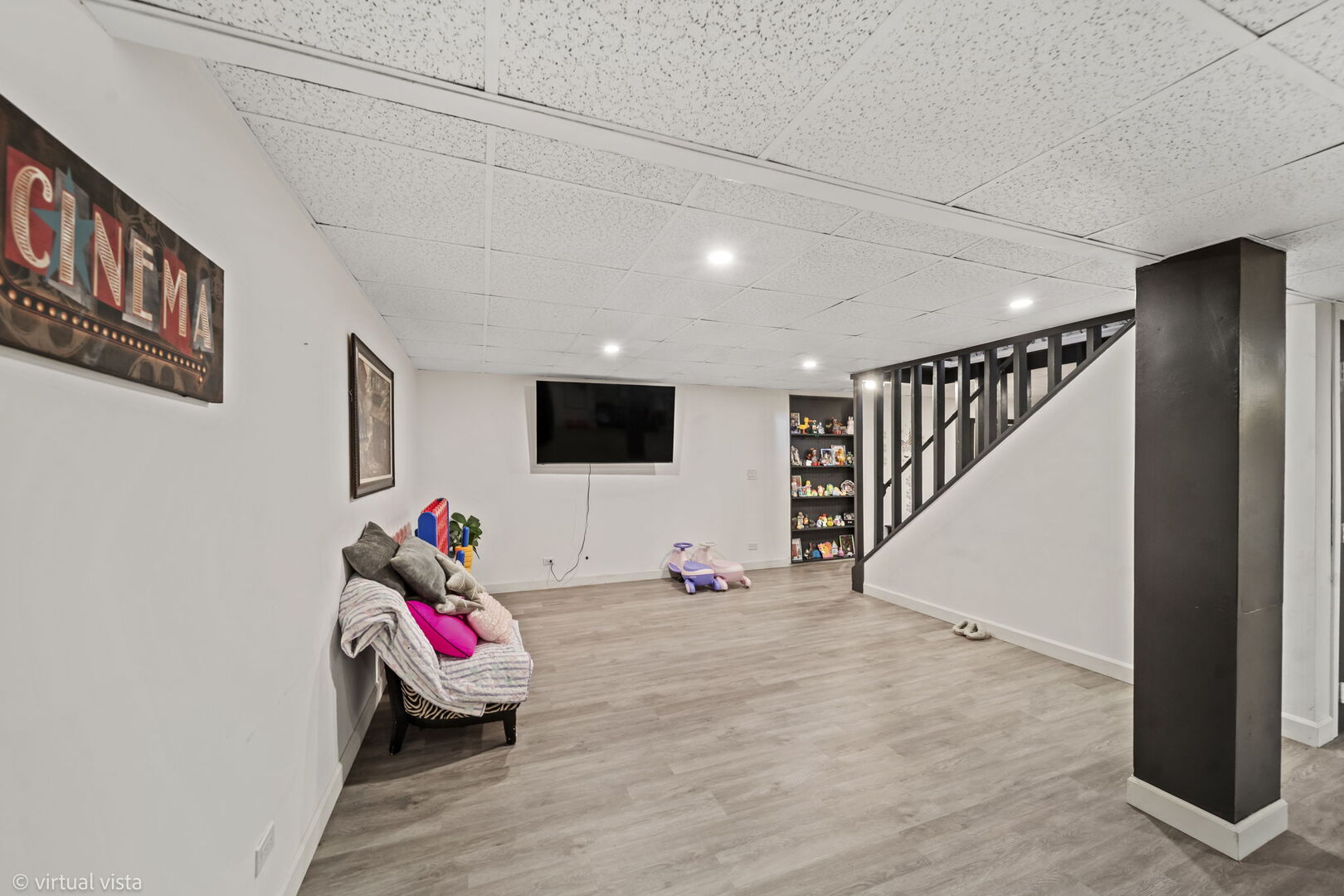 main property photo 22