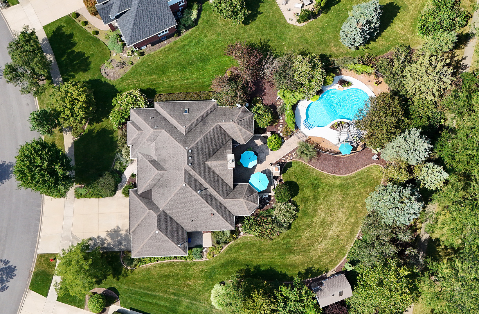 main property photo 2