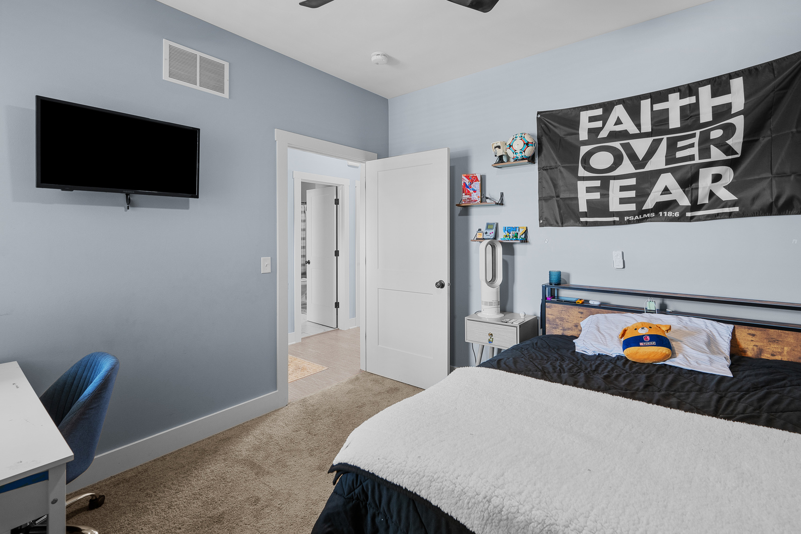 main property photo 25