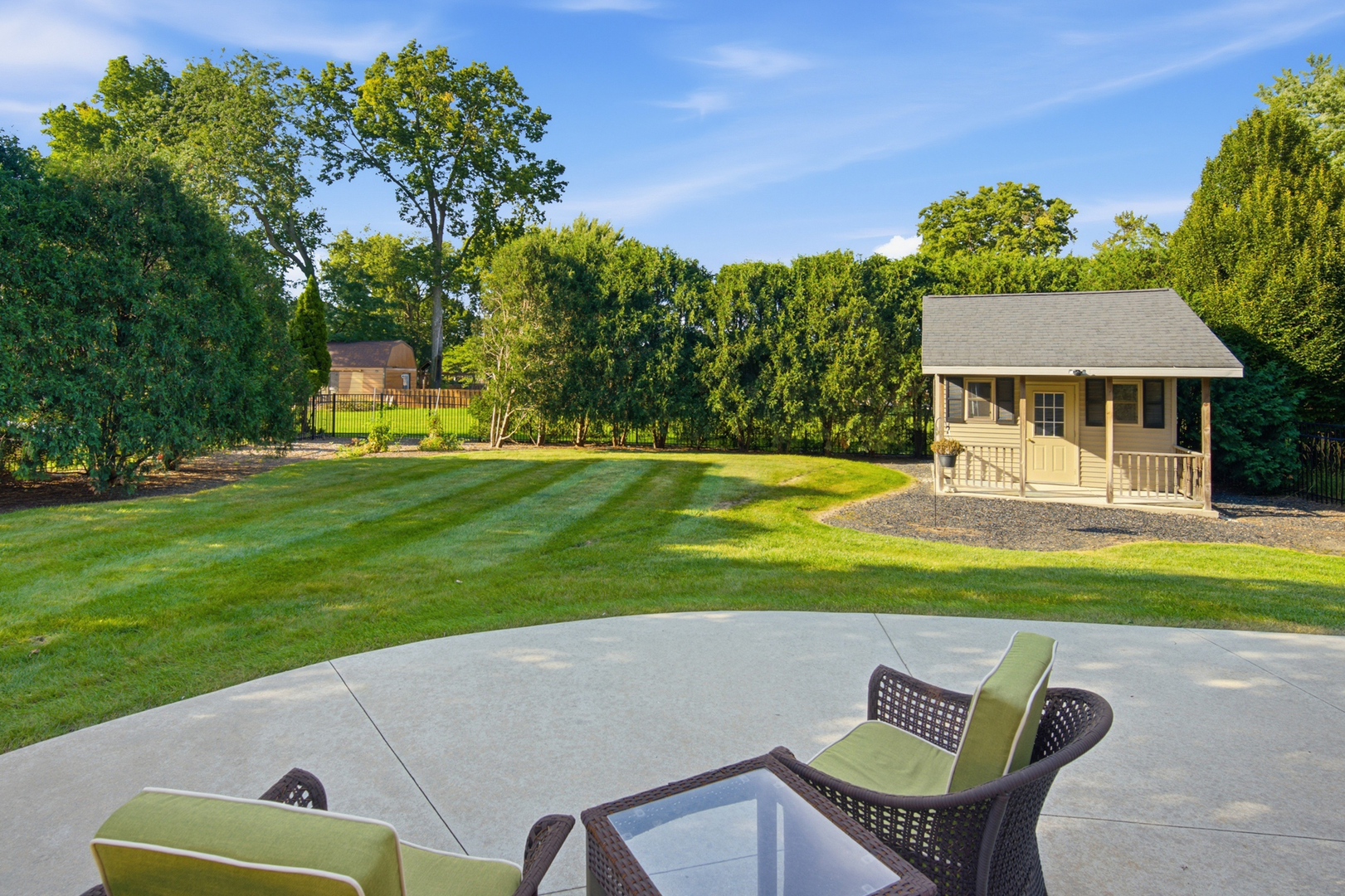main property photo 20