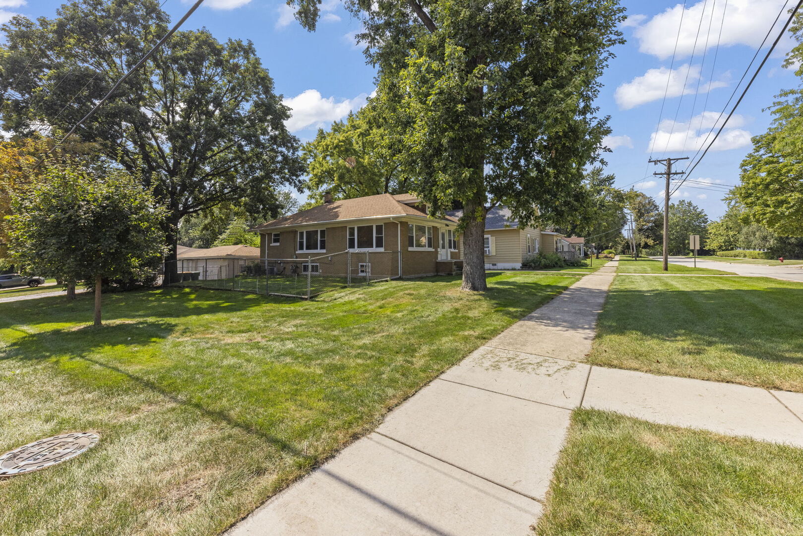main property photo 24