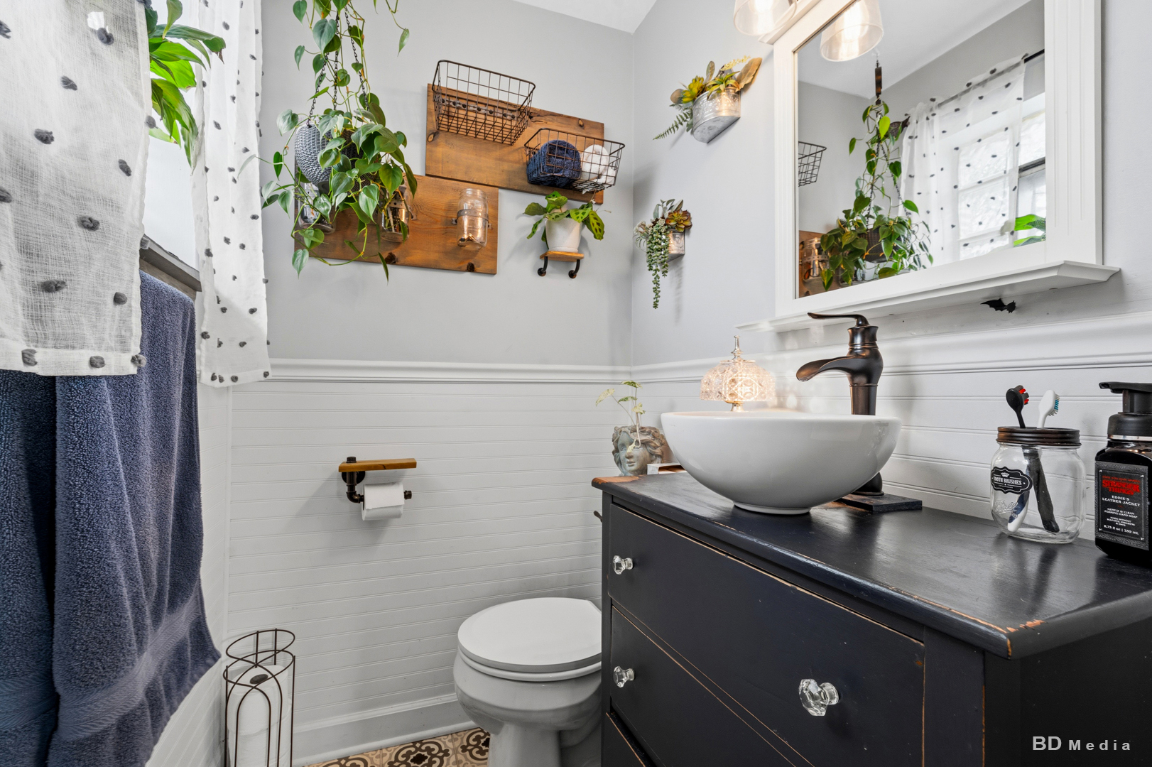 main property photo 17
