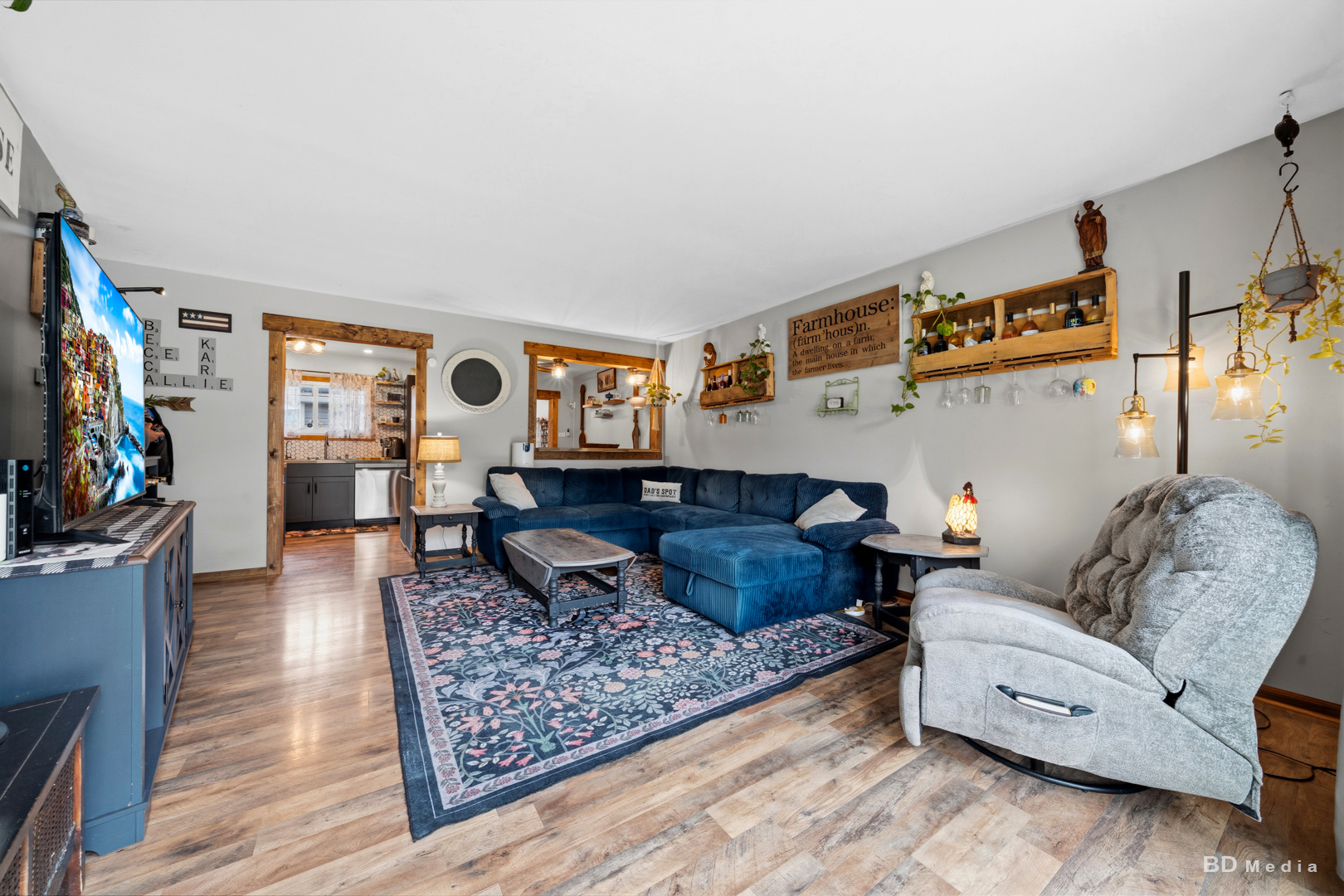 main property photo 4