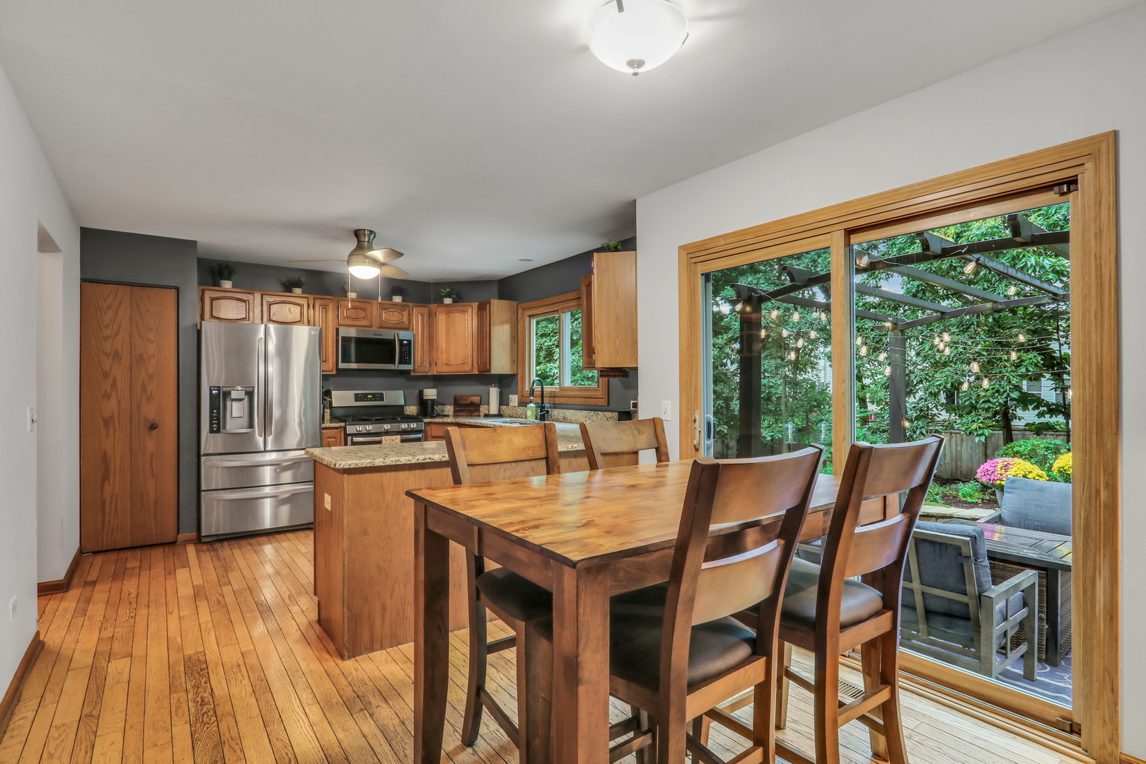 main property photo 8