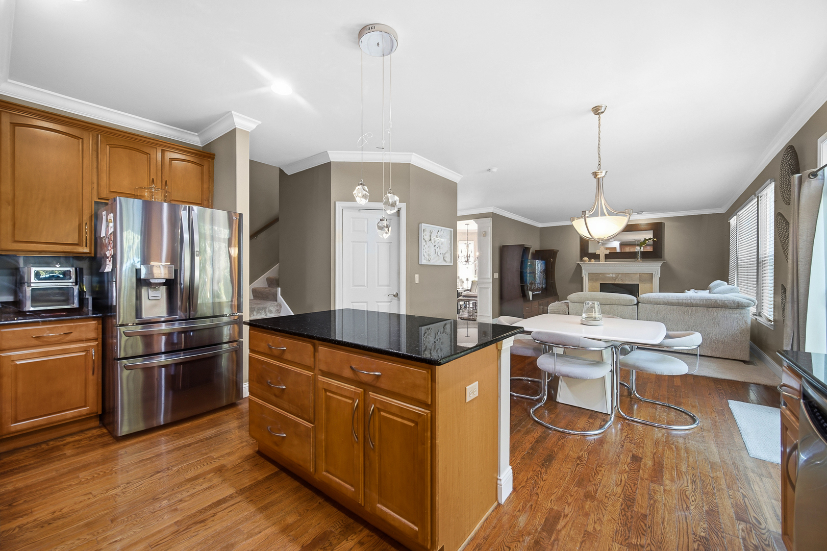 main property photo 13