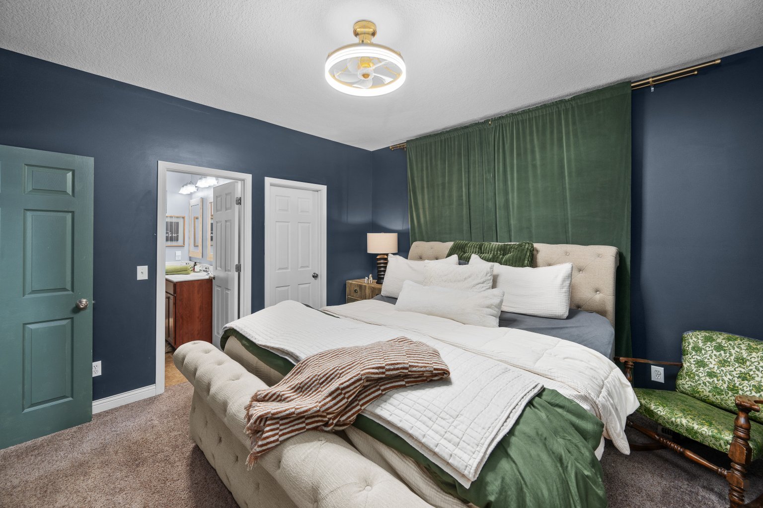 main property photo 26