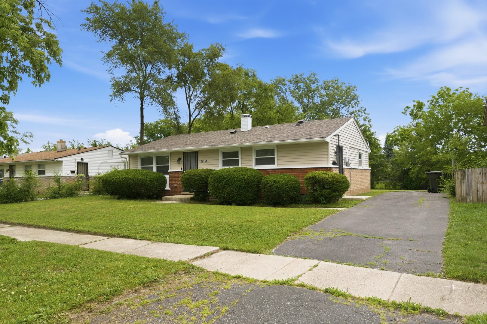 main property photo 27