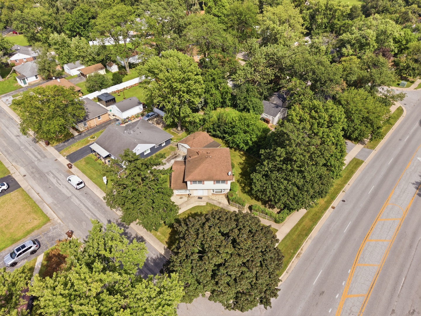 main property photo 20