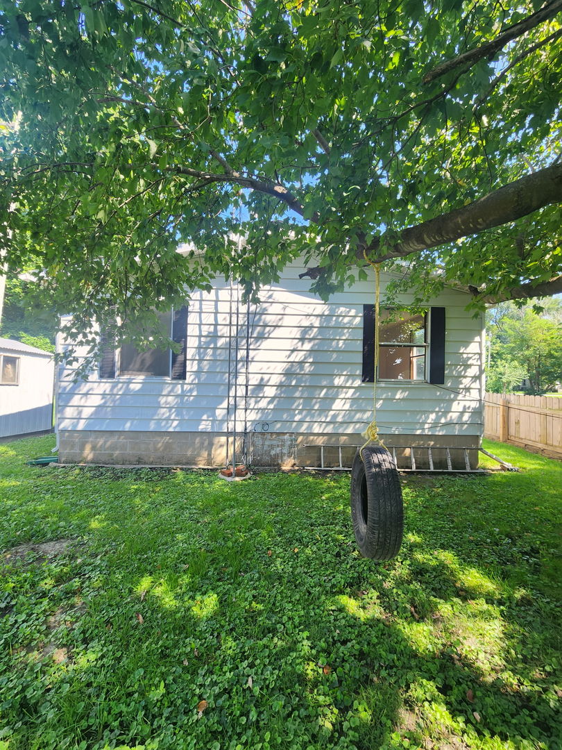 main property photo 28
