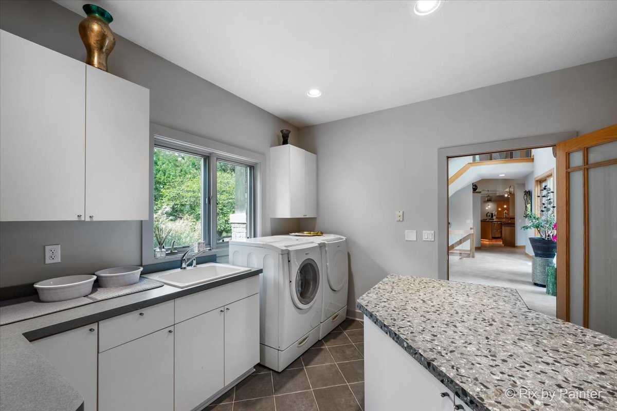 main property photo 67