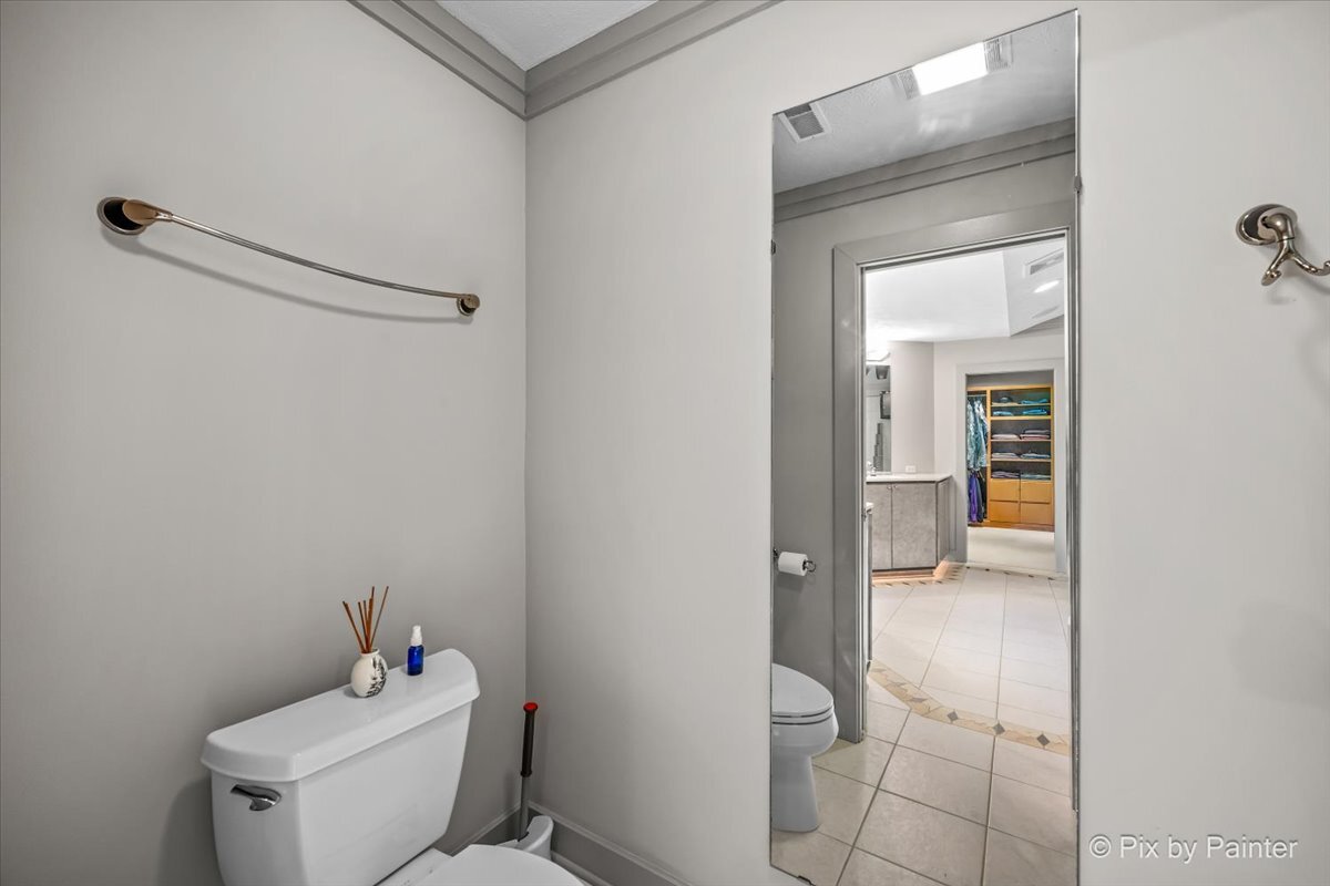 main property photo 78