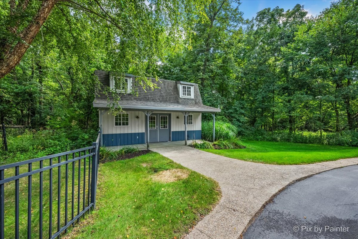 main property photo 94