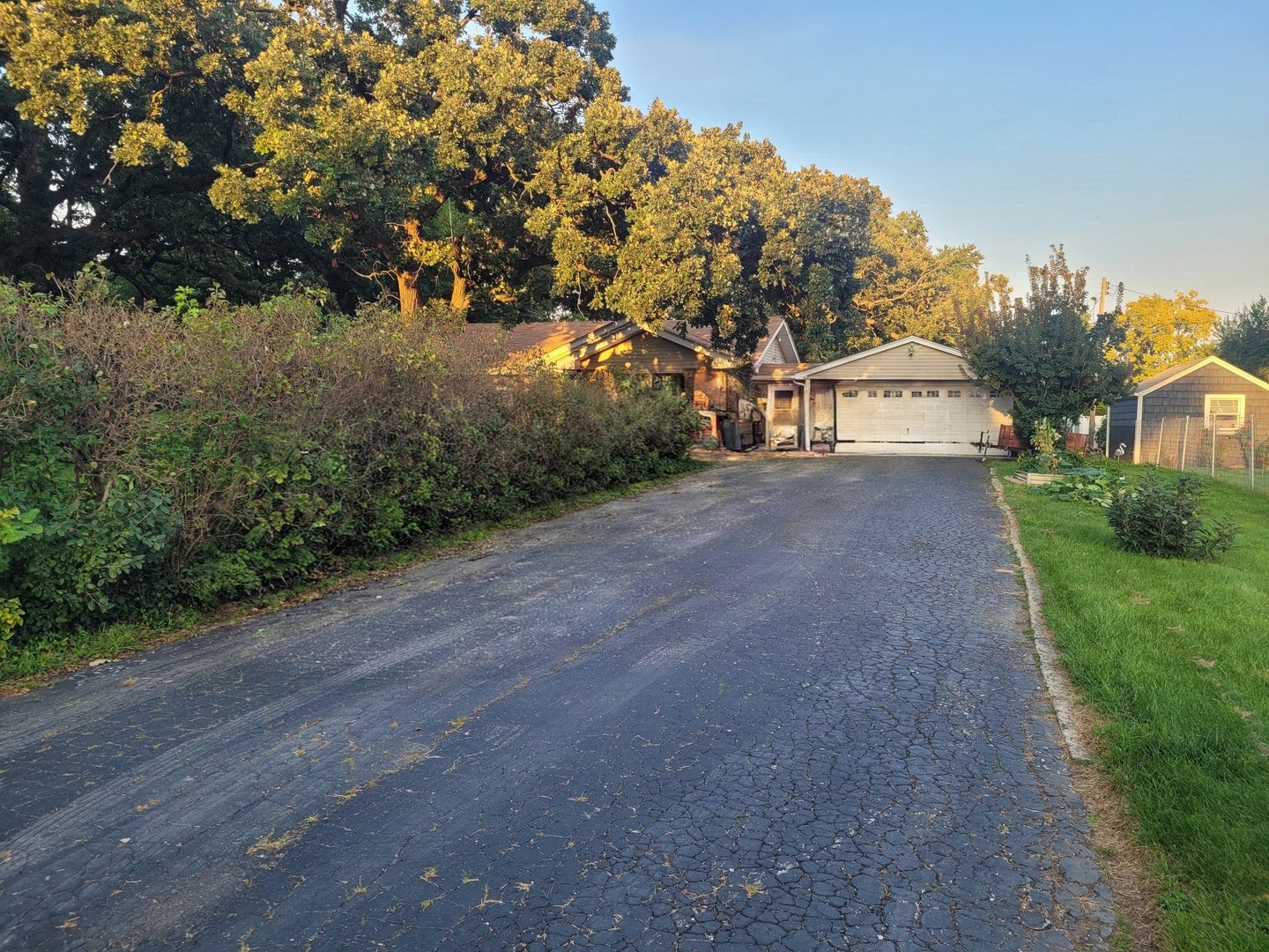 main property photo 25