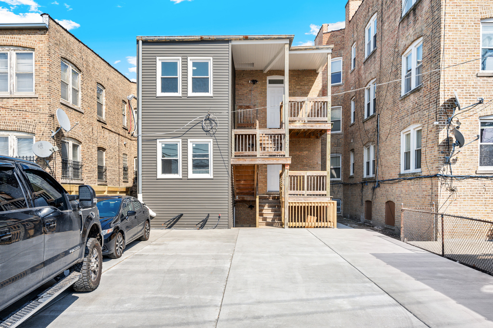 main property photo 12