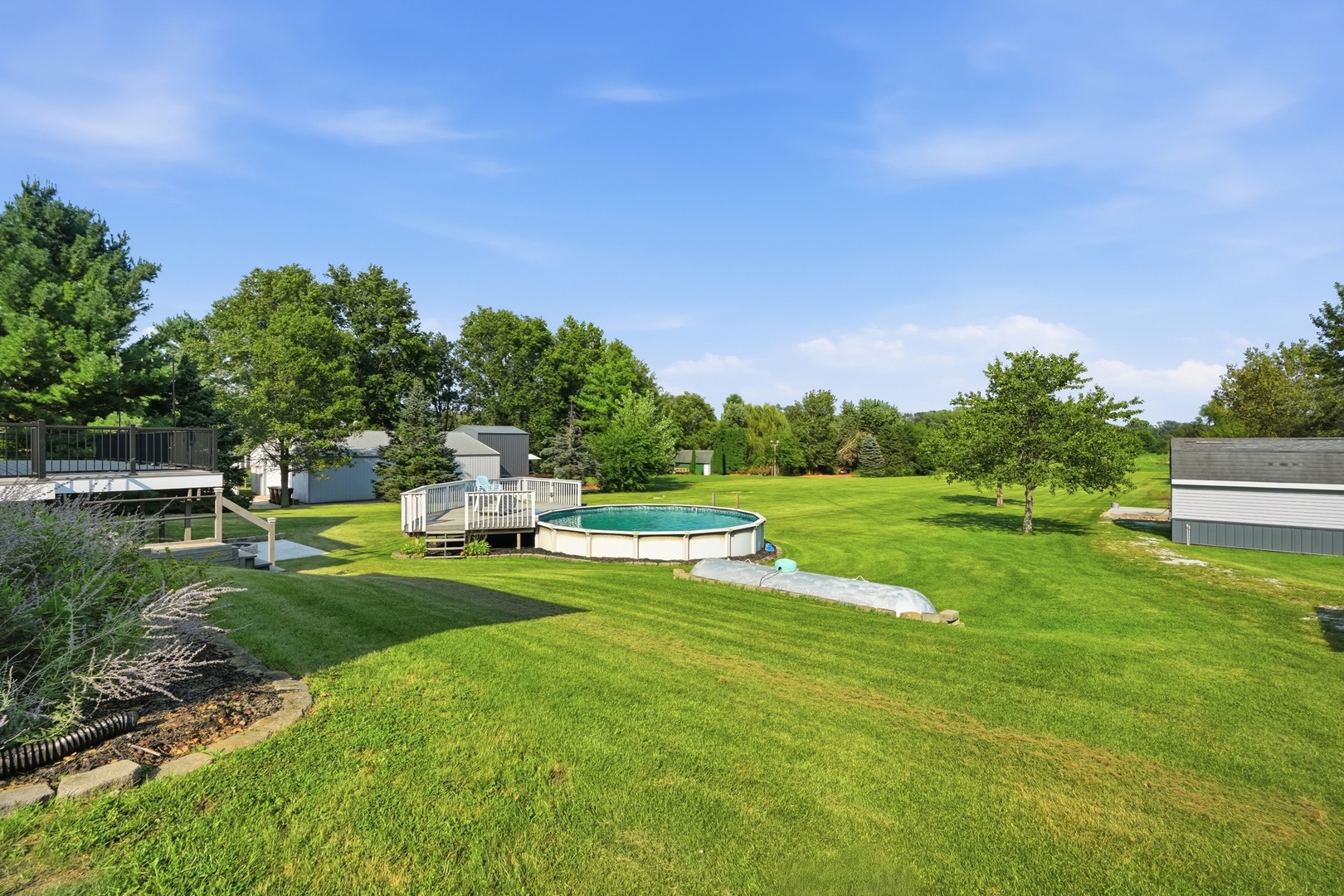 main property photo 51