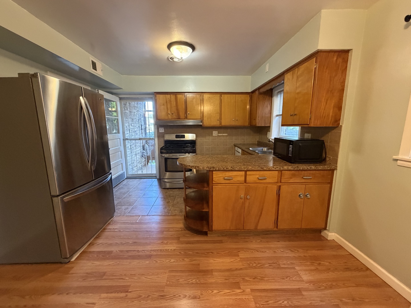 main property photo 19
