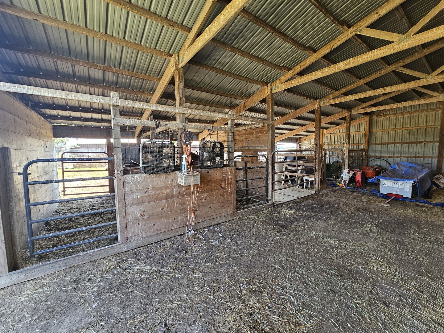 main property photo 24
