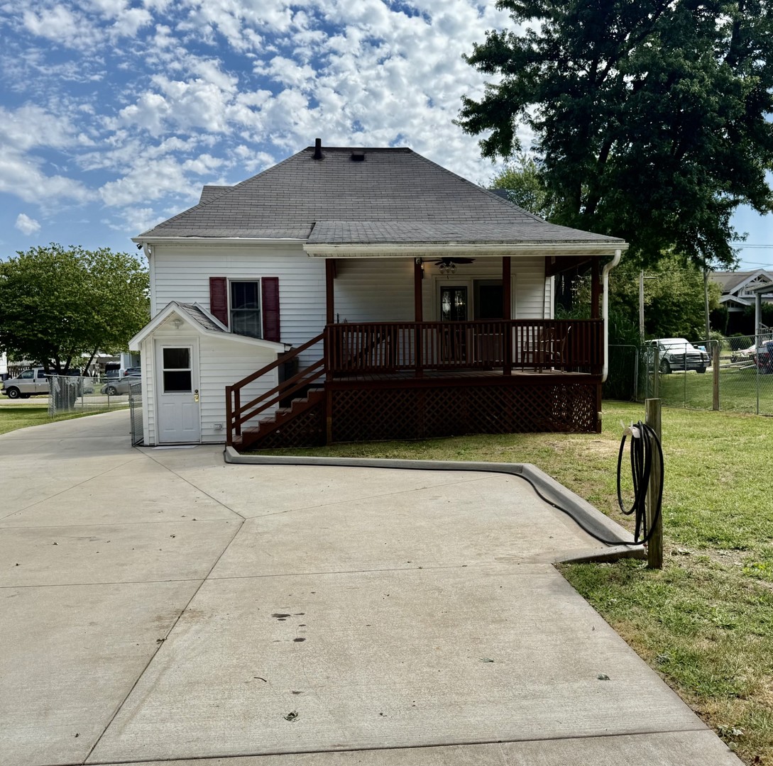 main property photo 8