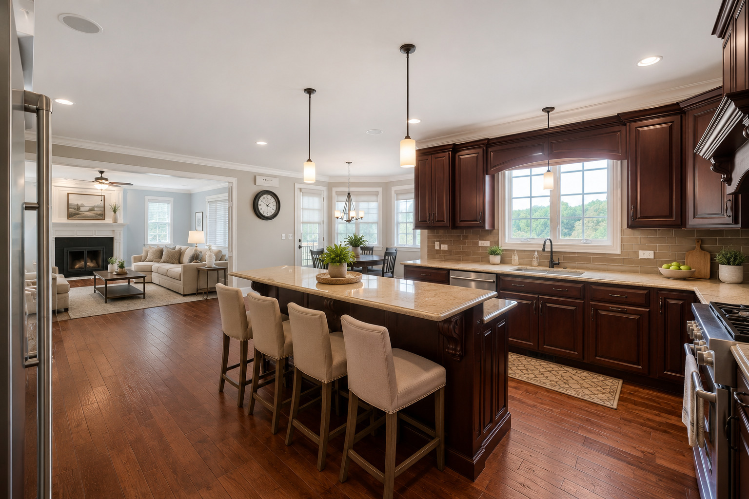 main property photo 15
