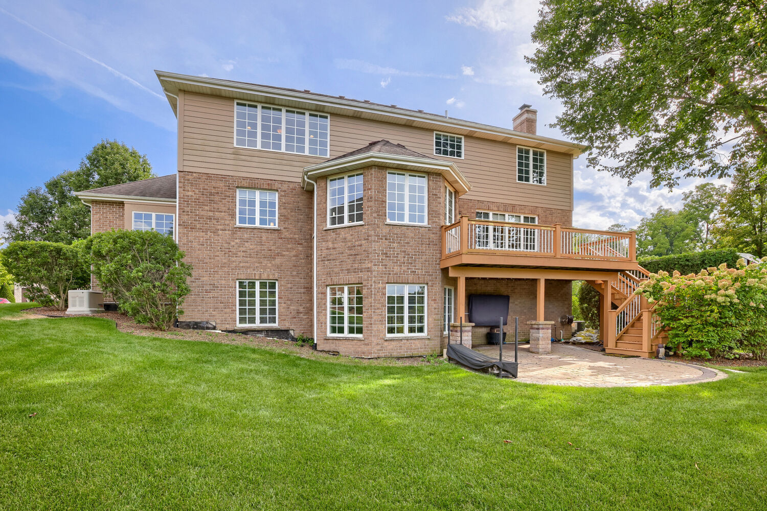 main property photo 37