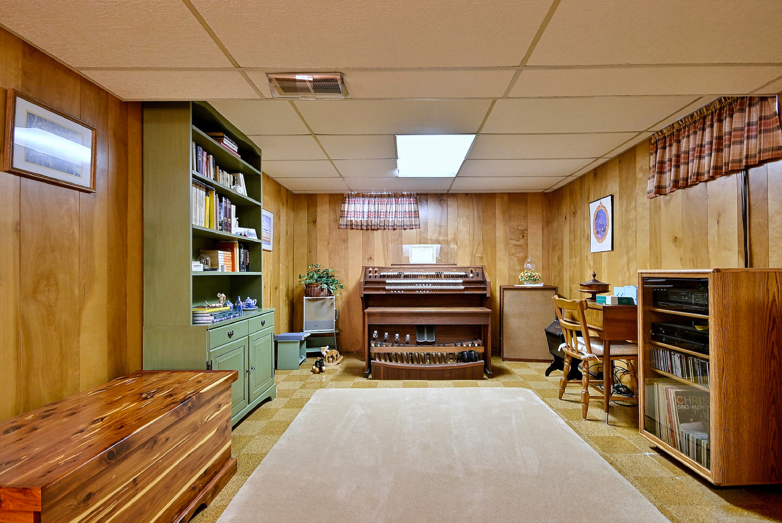 main property photo 11