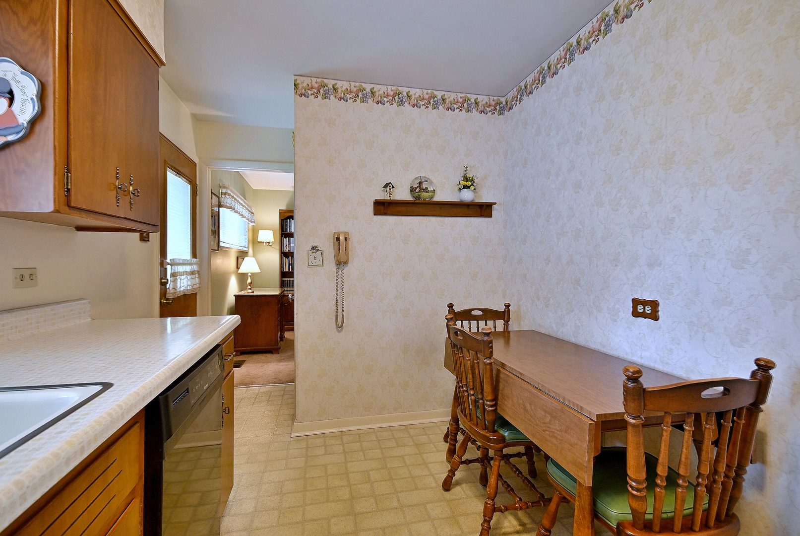 main property photo 5