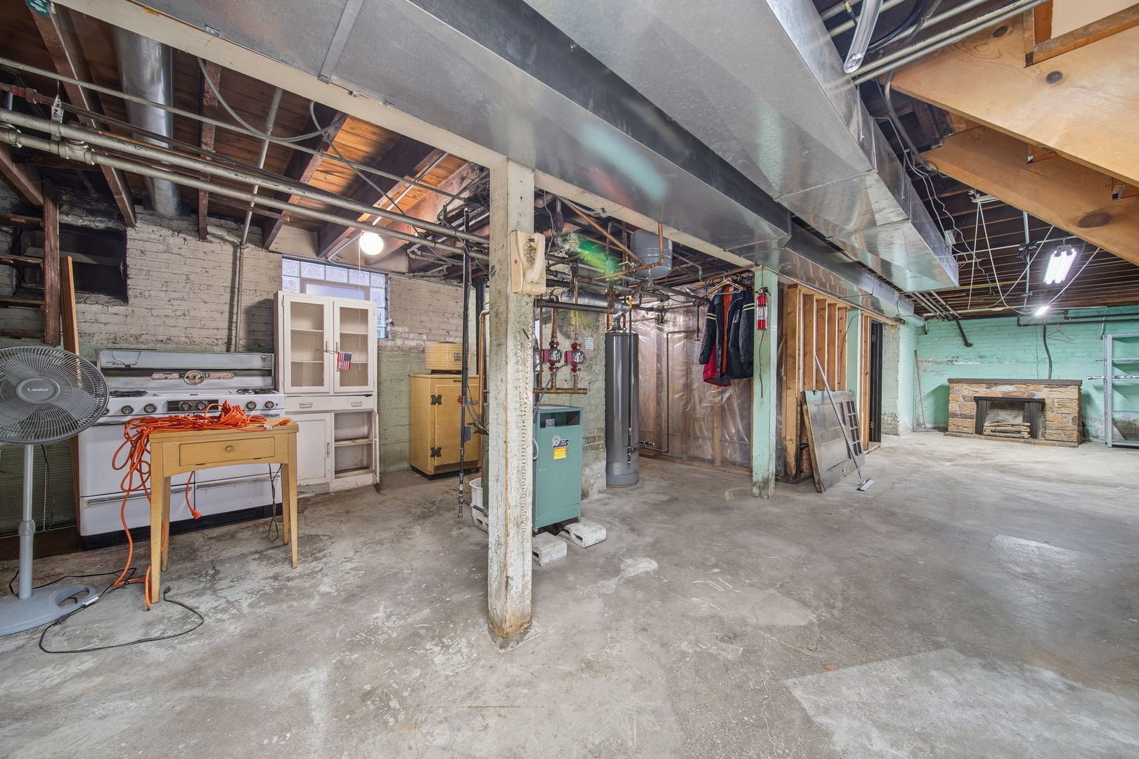 main property photo 24