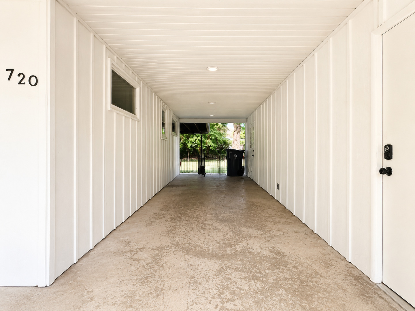 property viewer photo 12