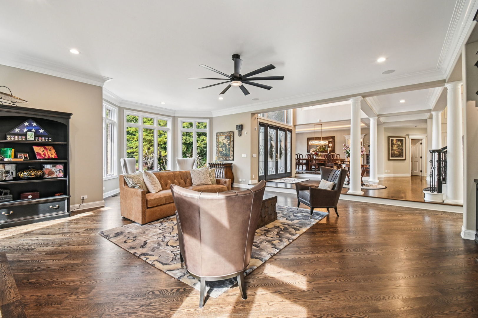 main property photo 11