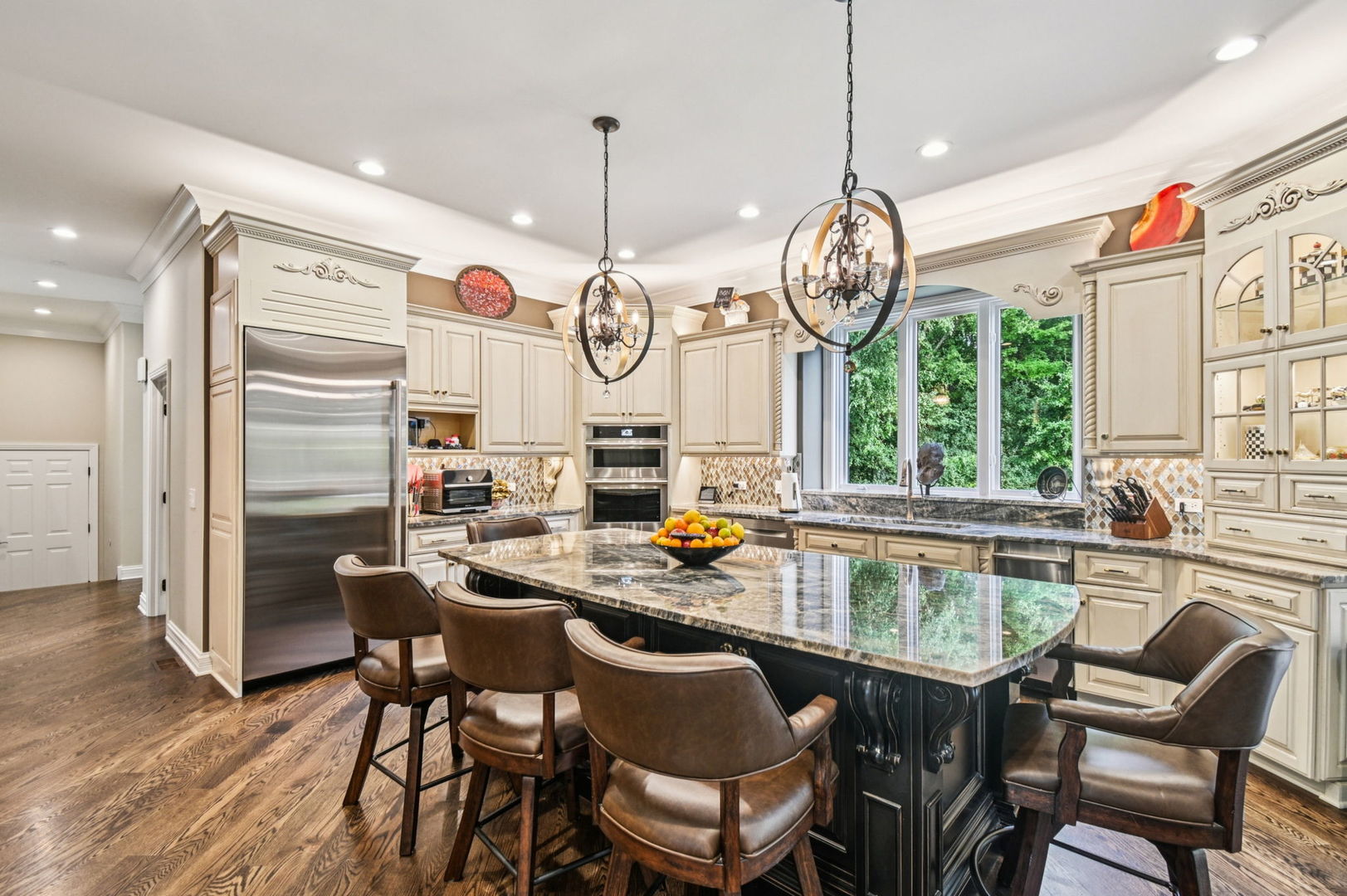 main property photo 17