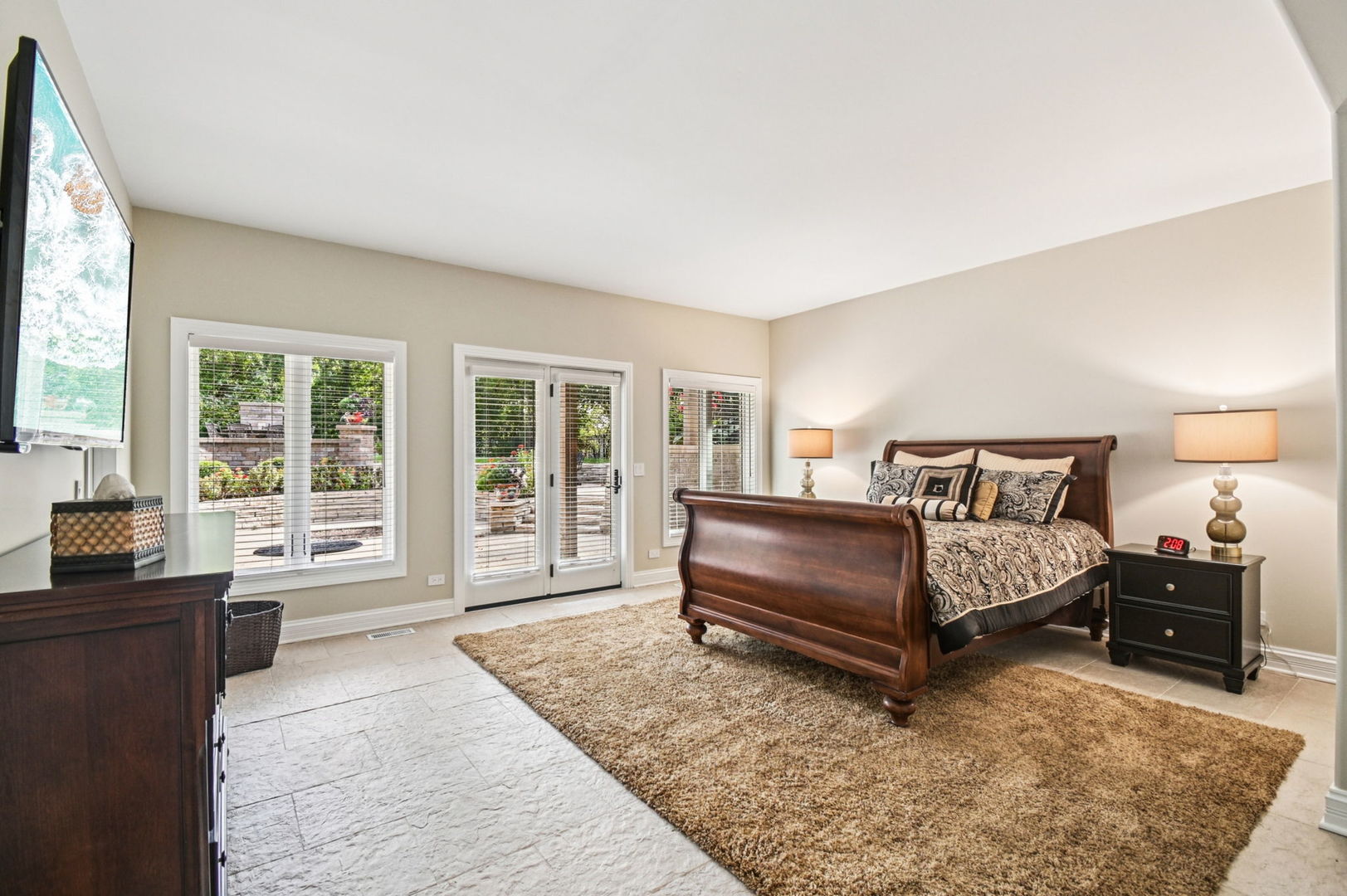 main property photo 54