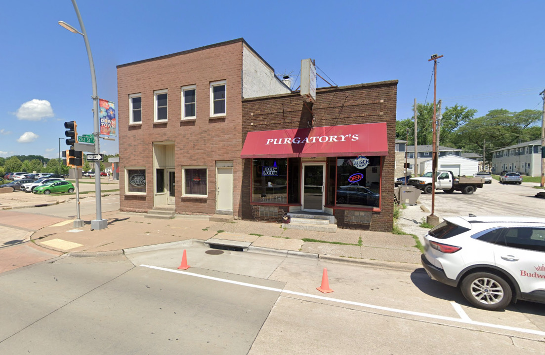 2104 State St, Bettendorf, IA 52722