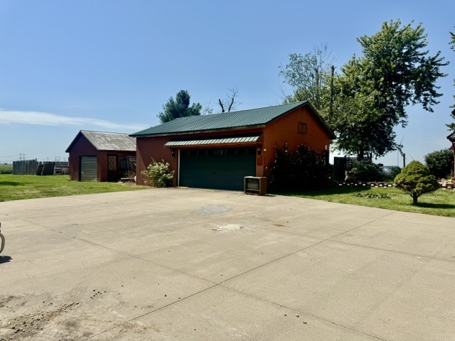 main property photo 13