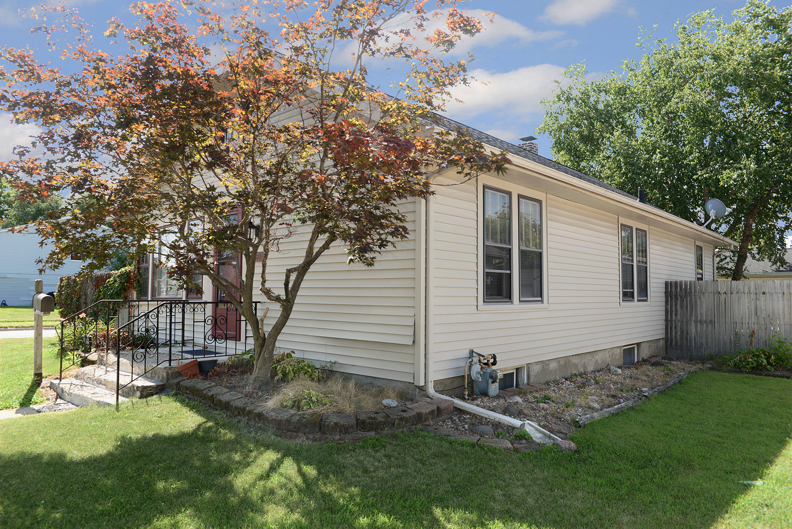 main property photo 16