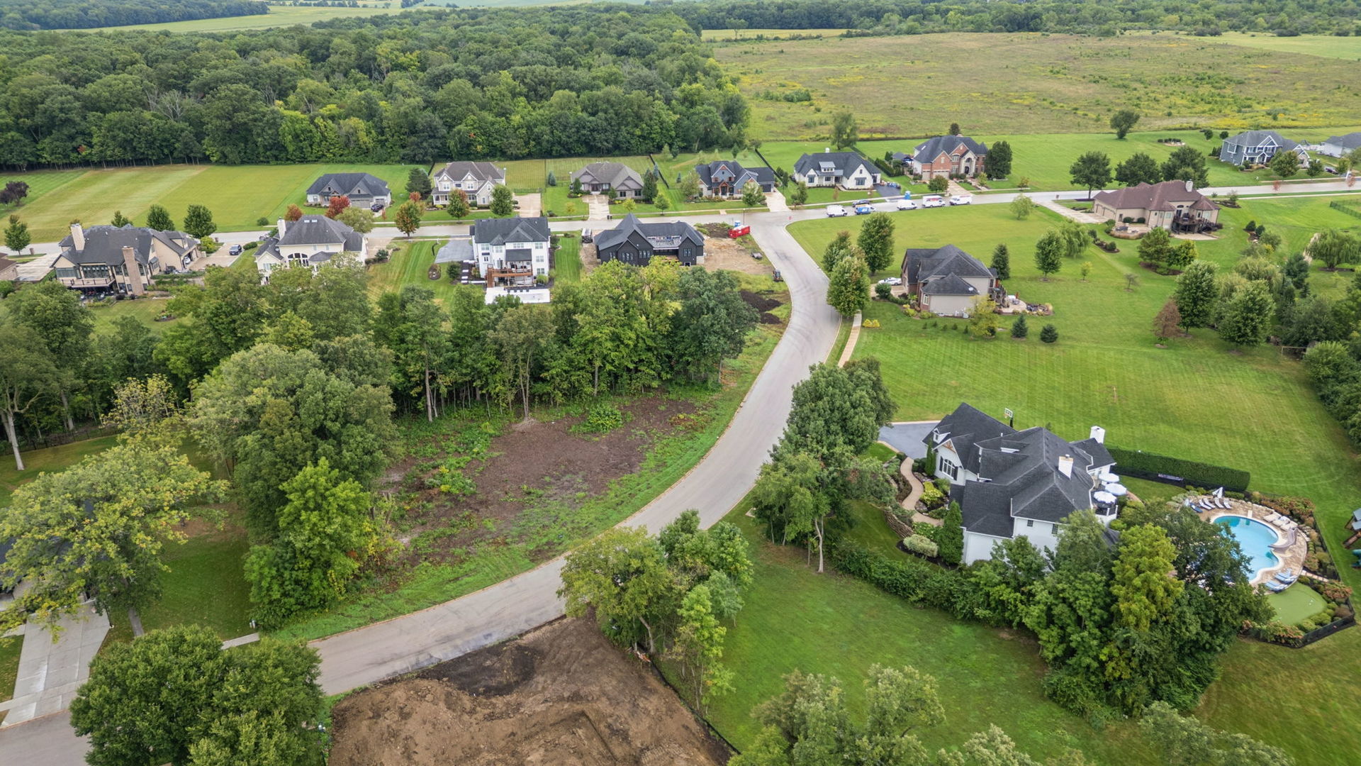 main property photo 7